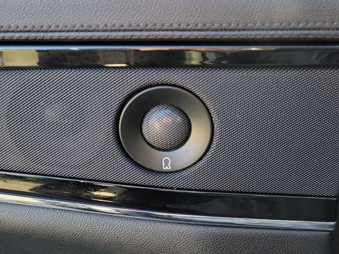 Certified 2023 Lincoln Nautilus Reserve w/ Monochromatic Package image 28