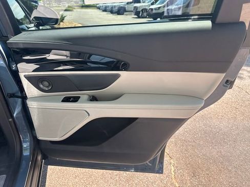 New 2026 Lincoln Nautilus Reserve AWD/4WD image 17