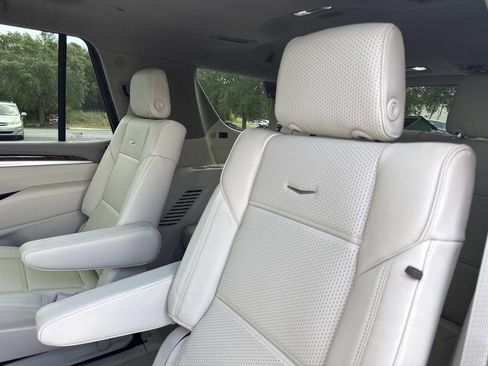 New 2026 Cadillac Escalade Platinum Luxury w/ LPO, Radiant Package AWD/4WD image 14