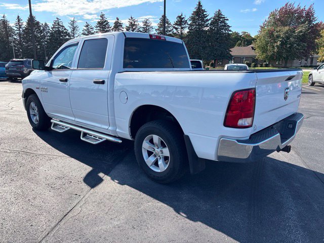 Used 2017 RAM 1500 ST w/ SXT Appearance Group AWD/4WD image 4