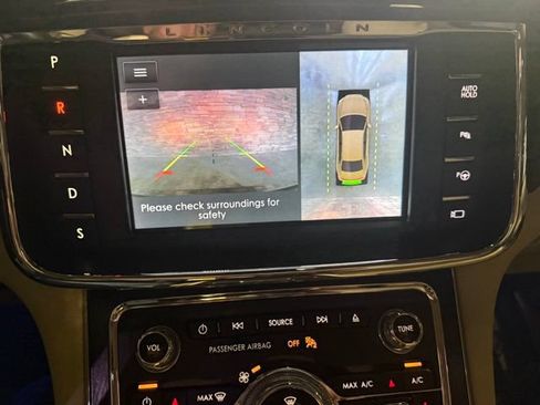 Used 2020 Lincoln Continental Reserve w/ Luxury Package AWD/4WD image 36