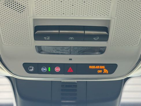 Used 2024 GMC Acadia Denali w/ Super Cruise Package image 58