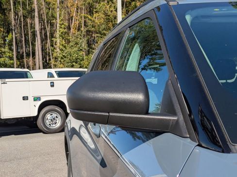 New 2026 Ford Explorer Active w/ Active Comfort Package image 12