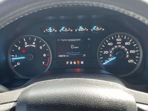 Used 2019 Ford F150 XLT w/ Equipment Group 302A Luxury AWD/4WD image 18