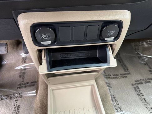 Used 2011 Honda Ridgeline RTS image 98