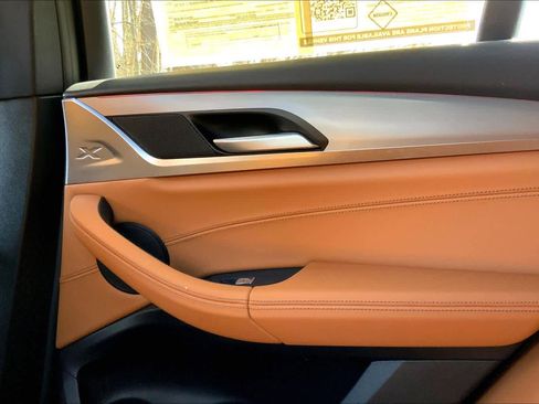 Used 2023 BMW X4 xDrive30i w/ M Sport Package AWD/4WD image 36