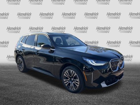 Certified 2025 BMW X3 xDrive30i AWD/4WD image 2
