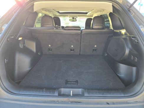 Used 2019 Jeep Cherokee Trailhawk image 17