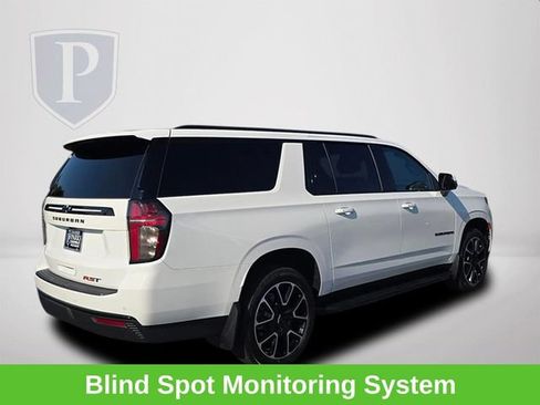 Certified 2024 Chevrolet Suburban RST w/ Luxury Package AWD/4WD image 7