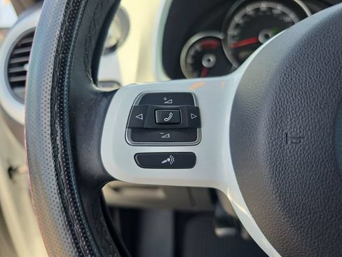 Used 2017 Volkswagen Beetle 1.8T SE FWD image 47