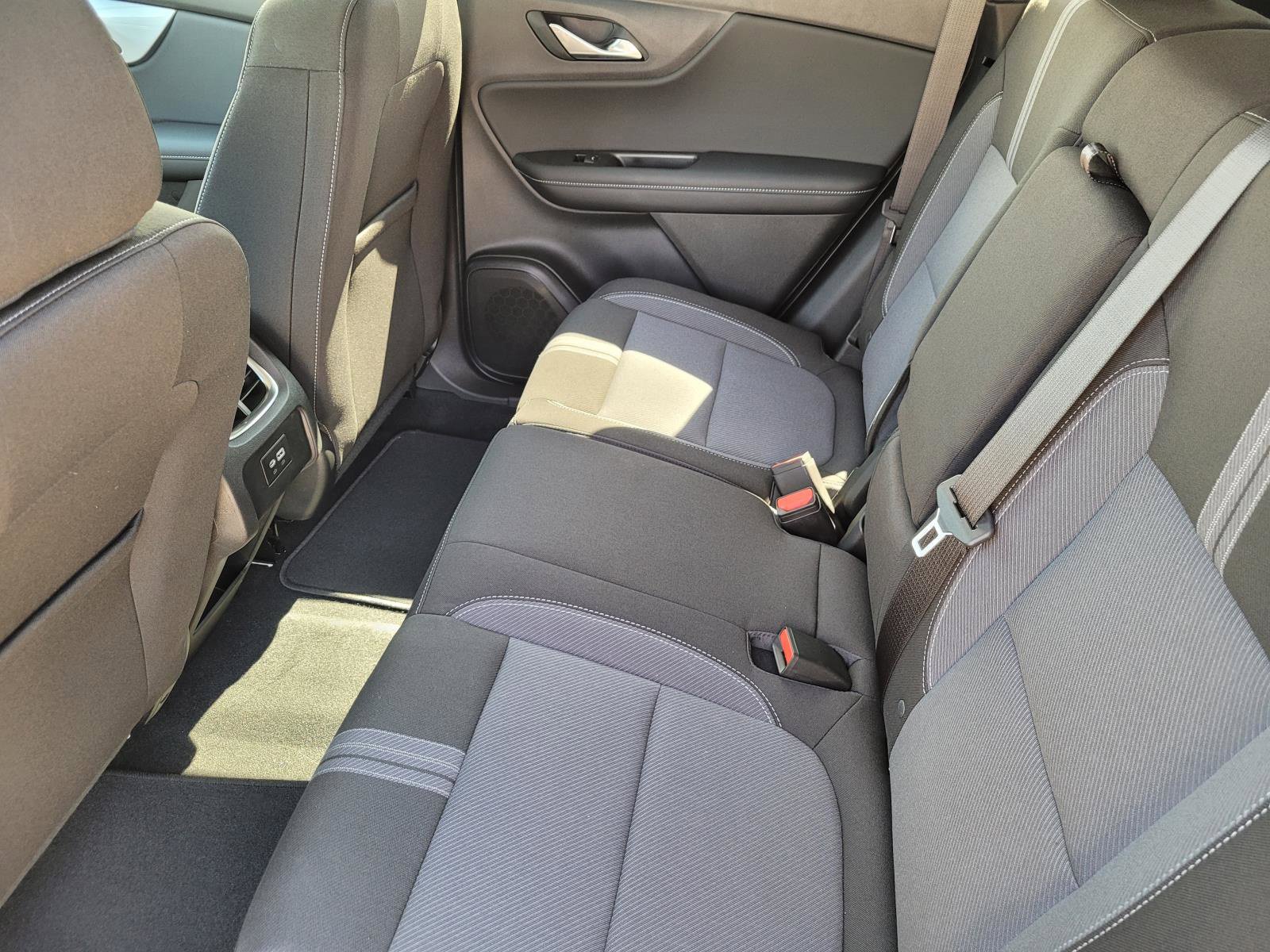 New 2026 Chevrolet Blazer LT w/ Convenience Package FWD image 10