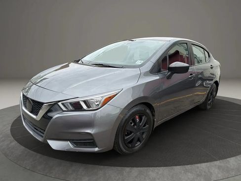 Used 2020 Nissan Versa S FWD image 1