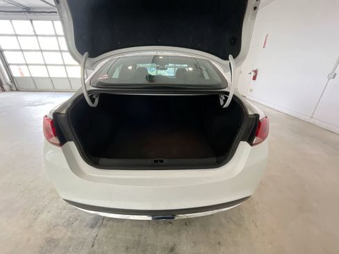 Used 2016 Chrysler 200 Limited w/ Convenience Group image 23