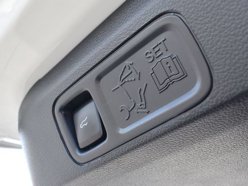 Used 2023 Ford Expedition Max Platinum AWD/4WD image 35