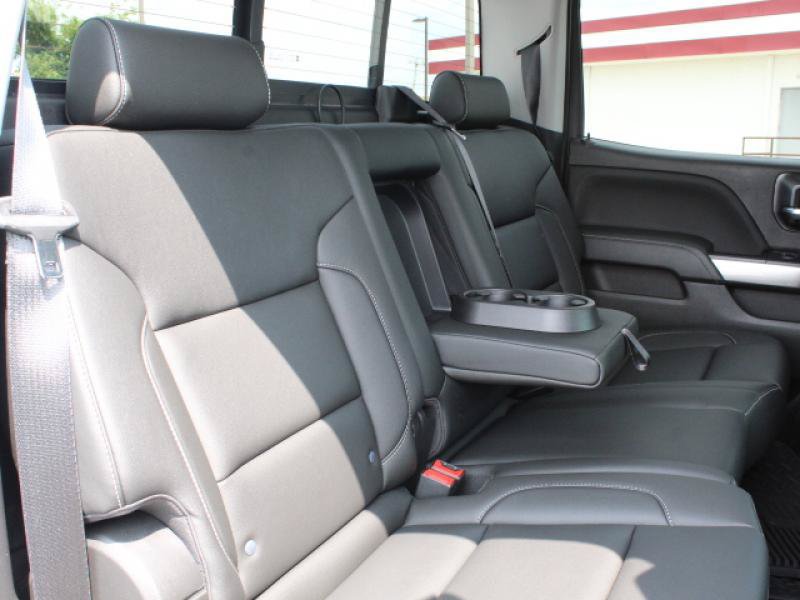 Used 2018 Chevrolet Silverado 1500 LT w/ All Star Edition AWD/4WD image 15