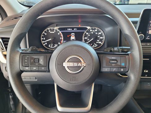 Certified 2023 Nissan Rogue SV image 16