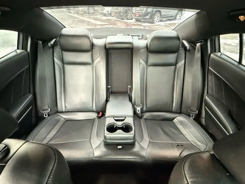 Used 2017 Dodge Charger SXT w/ AWD Plus Group image 32