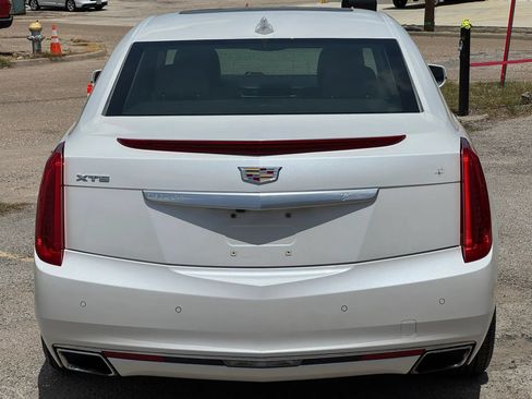 Used 2016 Cadillac XTS Luxury w/ Driver Awareness Package FWD image 5