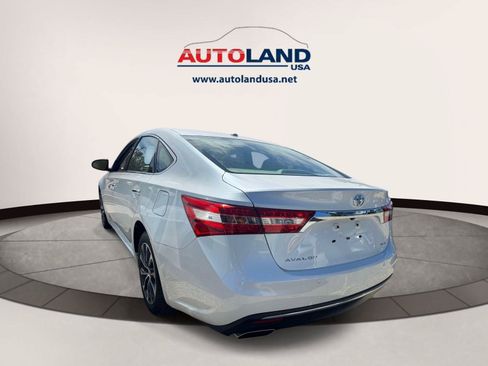 Used 2018 Toyota Avalon XLE Premium w/ All Weather Liner Package FWD image 4