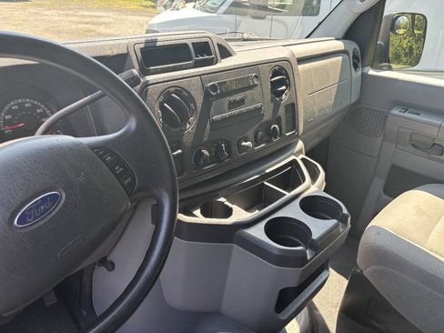 Used 2011 Ford E-350 and Econoline 350 Super Duty w/ Commercial Cargo Van Pkg RWD image 7