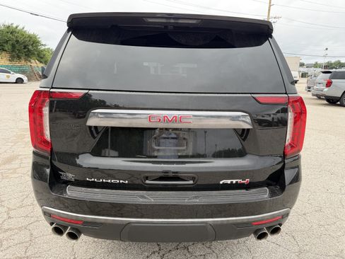 Used 2024 GMC Yukon XL AT4 AWD/4WD image 6