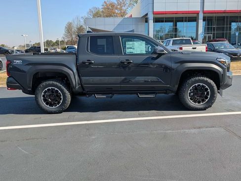 New 2026 Toyota Tacoma TRD Off-Road AWD/4WD image 3