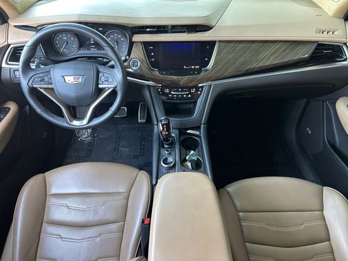 Used 2022 Cadillac XT6 Sport w/ Platinum Package AWD/4WD image 10