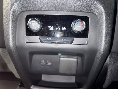 New 2026 Chevrolet Traverse LT w/ Driver Confidence Package FWD image 25