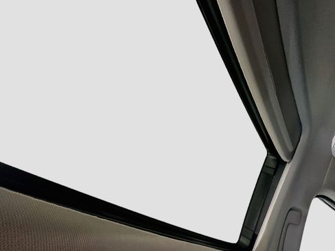 Used 2025 Honda Accord SE image 26