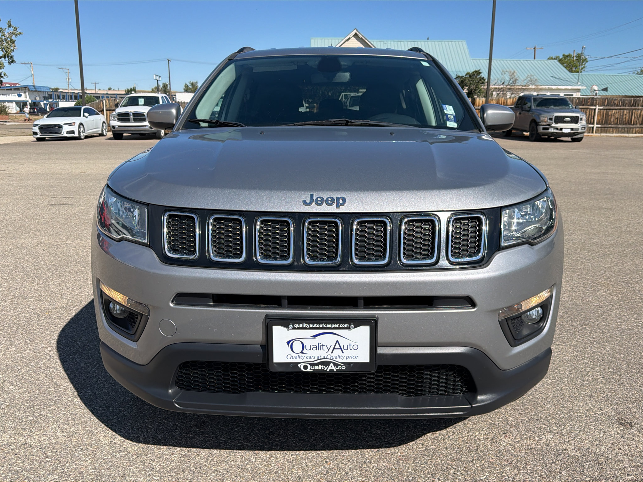 Used 2019 Jeep Compass Latitude w/ Cold Weather Group AWD/4WD image 4