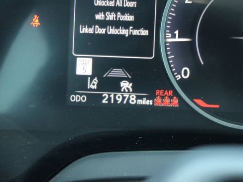 Used 2024 Lexus RX 350 Premium w/ Convenience Package FWD image 15