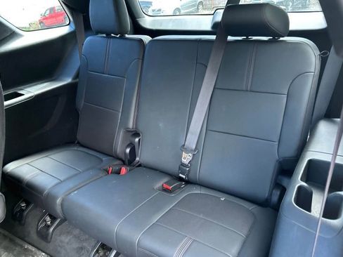 Used 2023 Chevrolet Traverse RS w/ LPO, Floor Liner Package AWD/4WD image 10