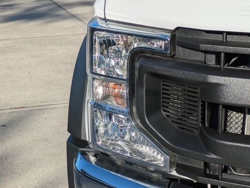 Used 2022 Ford F450 XL w/ Power Equipment Group image 10