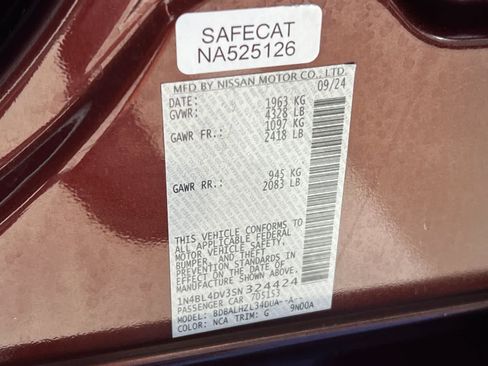 Used 2025 Nissan Altima 2.5 SV FWD image 31