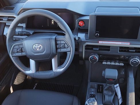 New 2025 Toyota Tacoma TRD Off-Road image 5