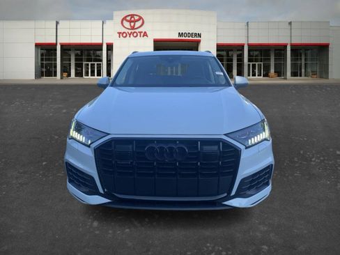 Used 2022 Audi Q7 3.0T Prestige w/ Prestige Package AWD/4WD image 2