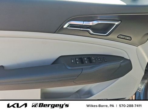 New 2026 Kia Sportage SX Prestige image 8