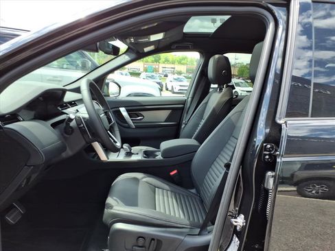 New 2026 Land Rover Discovery Sport Landmark AWD/4WD image 11
