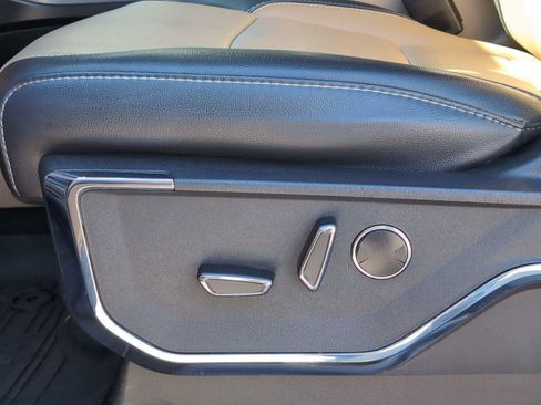 Used 2023 Ford F150 Lariat w/ Equipment Group 502A High image 11