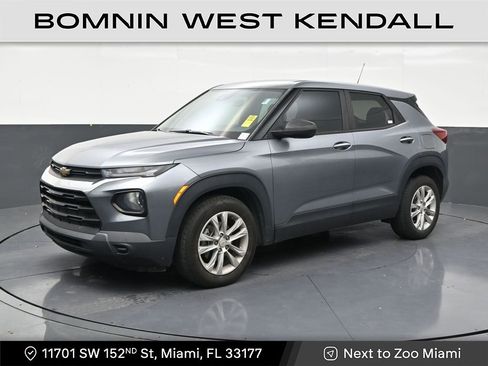 Used 2021 Chevrolet TrailBlazer LS FWD image 1