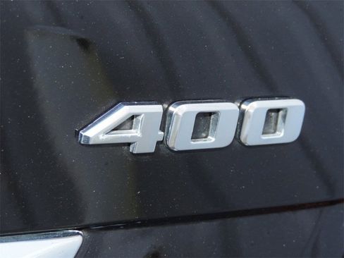 Certified 2025 Cadillac XT5 Premium Luxury image 16