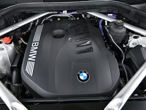 Used 2025 BMW X5 xDrive40i AWD/4WD image 19