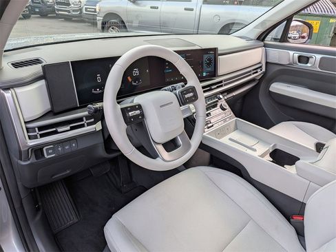 Used 2024 Hyundai Santa Fe SE image 14