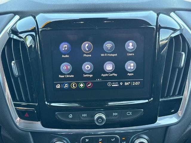 Used 2022 Chevrolet Traverse LT FWD image 15