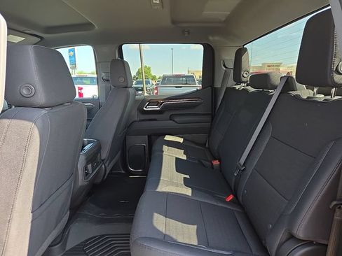 New 2026 Chevrolet Silverado 1500 LT w/ Convenience Package II AWD/4WD image 7