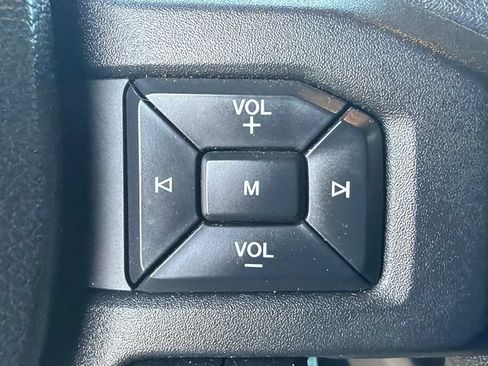 Used 2022 Ford F250 XLT w/ XLT Premium Package AWD/4WD image 26