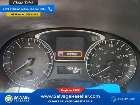 Used 2014 Nissan Pathfinder S image 12