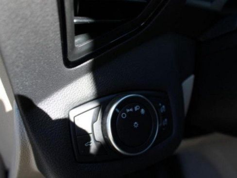 Used 2017 Ford Escape Titanium FWD image 35