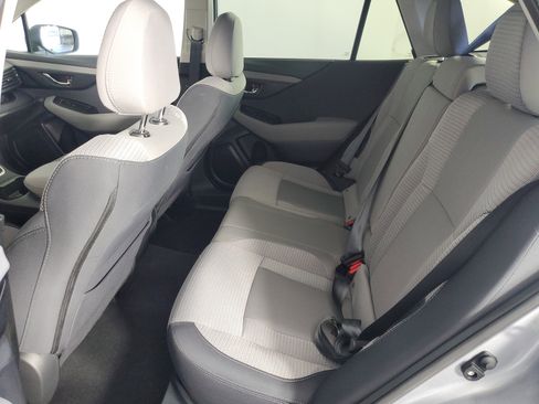Used 2025 Subaru Outback Premium image 13