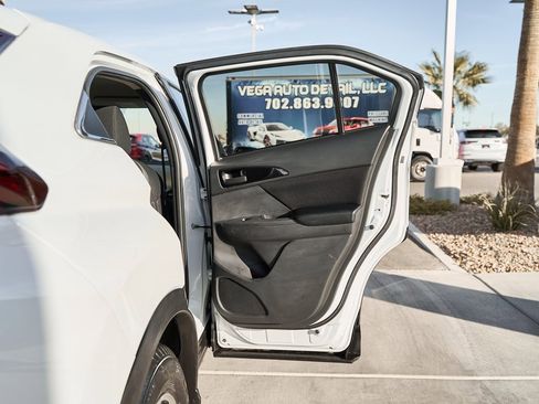 Used 2022 Mitsubishi Eclipse Cross ES image 13